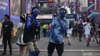 Kaula muda Jakarta bakal menghabiskan hari pertama We The Fest 2018 dengan gayanya masing-masing. Foto: Pradita Utama
