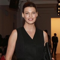 Hingga kini Linda tetap dianggap sebagai model yang paling berhasil dan berpengaruh di dunia. Dia telah tampil di lebih 700 pemotretan majalah. Foto: Getty Images