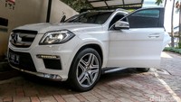 Begini penampakan mobil Mercy GL 400 milik mantan Bupati Banyuasin Yan Anton Ferdian.