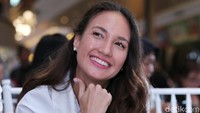 Nadine bercerita Dimas sama sekali tidak keberatan mengerjakan pekerjaan rumah tangga. Foto: Pool/Ismail/detikHOT