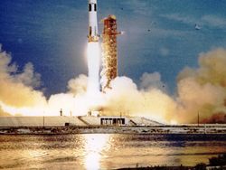 Begini Potret Petualangan Pertama Manusia di Bulan