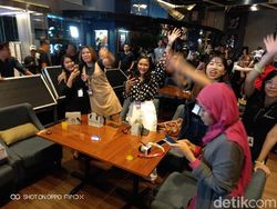 Mereka Seru-seruan Menjajal Kecanggihan Oppo Find X