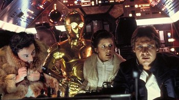 Jones pun turut hadir dalam film Star Wars membantu Han Solo dan Putri Leia mengalahkan Death Star. Istimewa/Boredpanda.