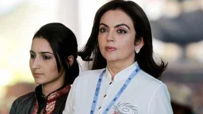 gaya mewah nita ambani, istri orang terkaya di asia