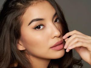 Ramai Video Dicium Pipinya, Manohara Hanya Berteman dengan Zack Lee
