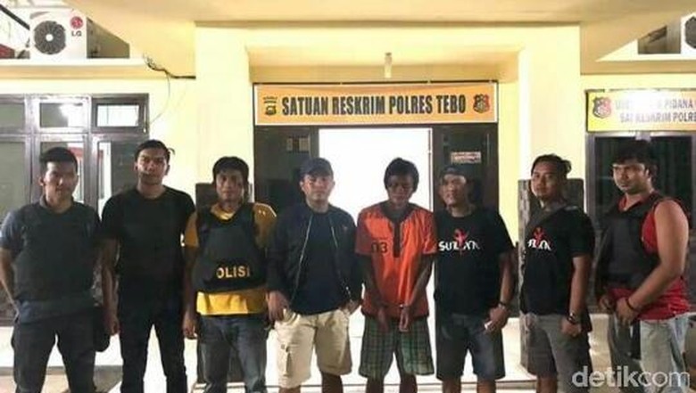 Pembunuh Bayi di Jambi Adalah Ayah Kandung Pembunuh Bayi di Jambi Adalah Ayah Kandung