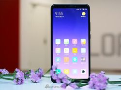 Penampakan Mi Max 3, Ponsel Baterai Jumbo Berbodi Langsing