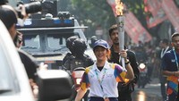 Dian Sastrowardoyo termilih menjadi pembawa obor dan lari estafet di kota Solo. Foto: Dok.Instagram/solokini