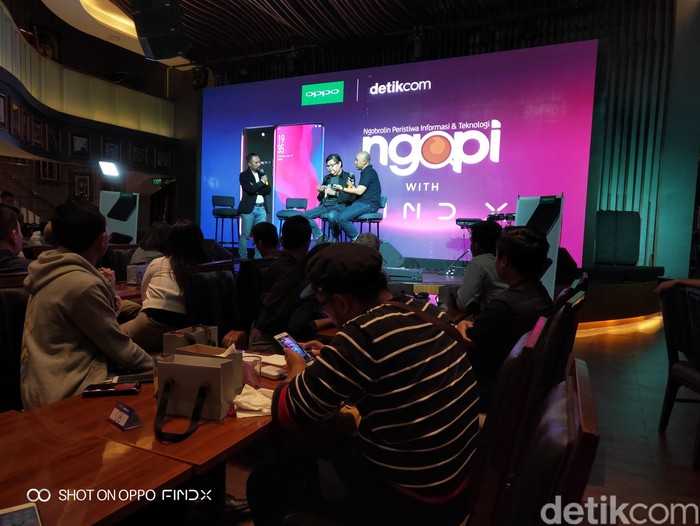 Suasana Ngopi Bareng detikINET. Foto: Lucki Aprilianto/detikcom Suasana Ngopi Bareng detikINET. Foto: Lucki Aprilianto/detikcom