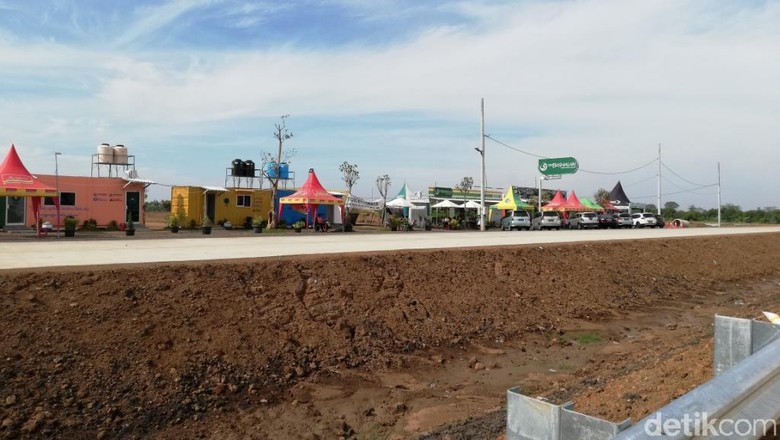 Warga Bisa Jual Rawon hingga Kupang Kraton di Rest Area Tol Pasuruan Warga Bisa Jual Rawon hingga Kupang Kraton di Rest Area Tol Pasuruan