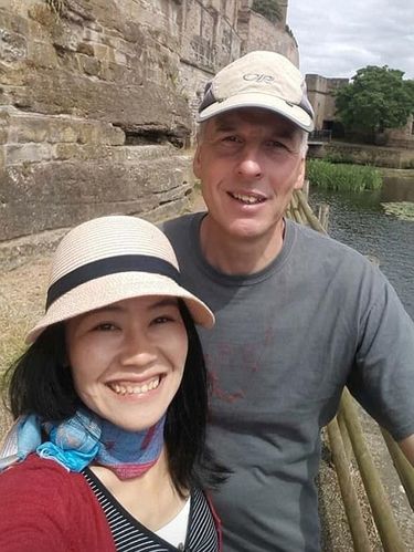 Kisah Cinta Penyelam Inggris di Gua Thailand yang Kencani Perawat Lokal