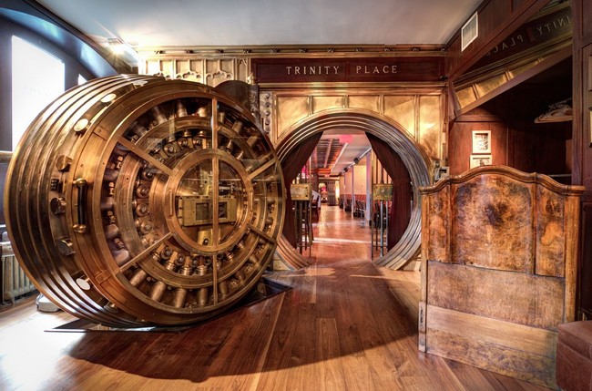 Dijamin Aman! Restoran Ini Menempati Brankas Bekas Bank di New York