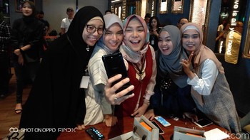 Mulai dari kemaren hingga fitur-fitur yang ditawarkan Oppo Find X. Foto: Rachmatunnisa/detikINET