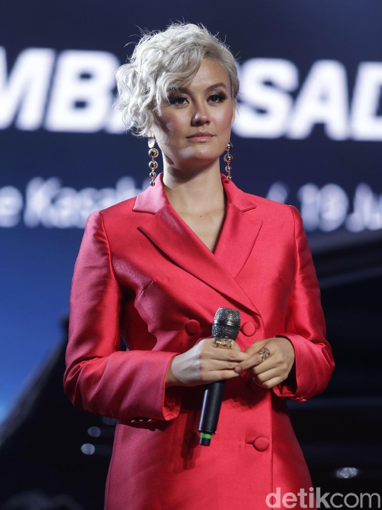 Masuk Nominasi iHeartRadio Music Awards, Agnez Mo Minta Bantu Vote Masuk Nominasi iHeartRadio Music Awards, Agnez Mo Minta Bantu Vote