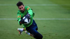 10 Kiper Termahal Dunia, Alisson Nomor 1