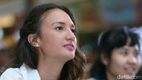 Nadine Chandrawinata saat ditemui di Kota Kasablanka, Jakarta Selatan, Kamis (19/7) malam. Foto: Pool/Ismail/detikHOT