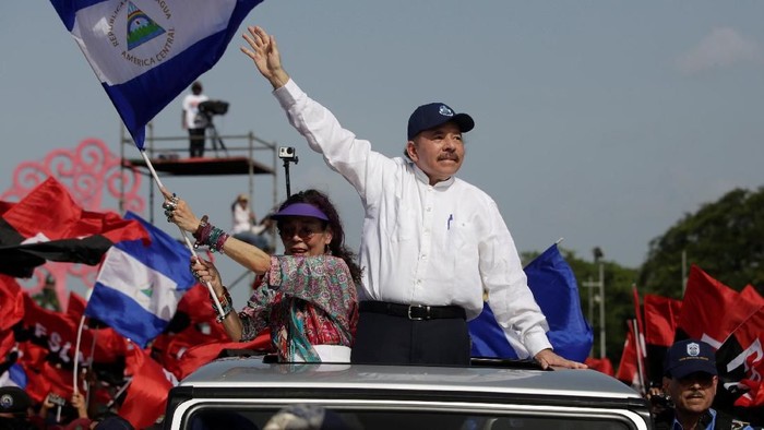 Kondisi masih memanas di Nikaragua. Aksi demo yang berawal dari protes kebijakan pemerintah membesar menjadi upaya penggulingan kekuasaan presiden Daniel Ortega.