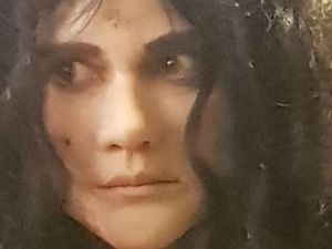 Close Up! Foto Luna Maya Berubah Total Jadi Suzzanna yang Menyeramkan