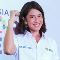 Siapa yang sangka bila Dian Sastrowardoyo adalah cucu dari Prof. Mr. Sunario Sastrowardoyo, salah satu tokoh dalam masa pergerakan kemerdekaan Indonesia. Ia aktif dalam dua peristiwa yang menjadi tonggak sejarah nasional, yakni Manifesto 1925 dan Kongres Pemuda II. (Foto: Ismail/detikHOT)