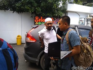 Hidup Mewah, CEO Abu Tours Mengaku Digaji Rp 54 Juta/Bulan