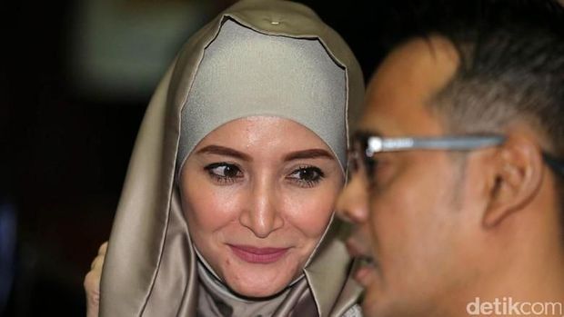 Istri Koruptor Terseret Kpk Inneke Koesherawati Hingga Evy Gatot 