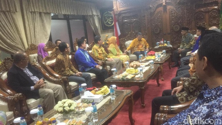 Menlu Malaysia Temui Ketum Muhammadiyah, Bahas Terorisme Menlu Malaysia Temui Ketum Muhammadiyah, Bahas Terorisme