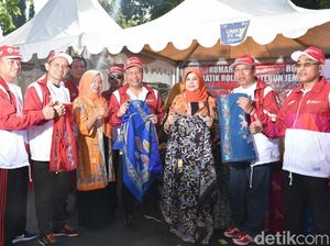 Pesta Rakyat Sambut Obor Asian Games di Situbondo