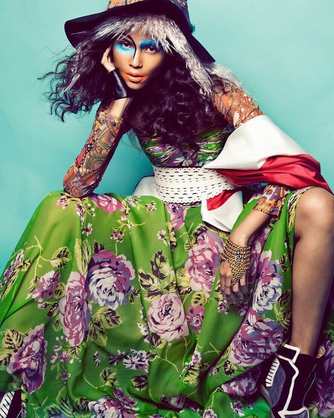 Ditengok di situs AsNTM, Iko memiliki tinggi 174 cm. Bagian tubuh favoritnya, tulang rahang yang tegas serta kulit sawo matang yang eksosits. (Foto: Instagram/@ikobustomi)