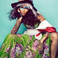 Ditengok di situs AsNTM, Iko memiliki tinggi 174 cm. Bagian tubuh favoritnya, tulang rahang yang tegas serta kulit sawo matang yang eksosits. (Foto: Instagram/@ikobustomi)