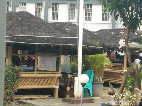 Penampakan saung elite yang ada di dalam Sukamiskin