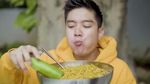 Ngopi Hingga Kupat Tahu Jadi Makanan Kesukaan Si Ganteng Boy William