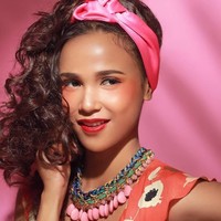 Iko ternyata sangat mengidolakan sosok model Karlie Kloss dan Coco Rocha. Mereka adalah alasan Iko terjun ke dunia modeling. (Foto: Instagram/@ikobustomi)