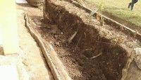 Di Kabupaten Solok, ada dua orang lagi yang mengalami luka yaitu Diah (16) dan Bobi (7). Keduanya mengalami luka ringan.