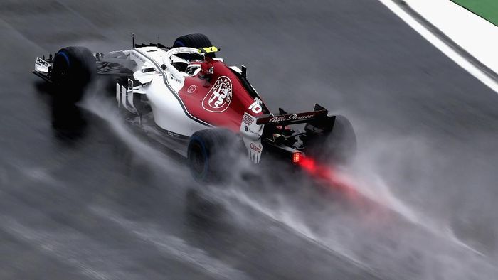 Charles Leclerc mengukir waktu tercepat di latihan bebas ketiga GP Jerman (Foto: Charles Coates/Getty Images) Charles Leclerc mengukir waktu tercepat di latihan bebas ketiga GP Jerman (Foto: Charles Coates/Getty Images)