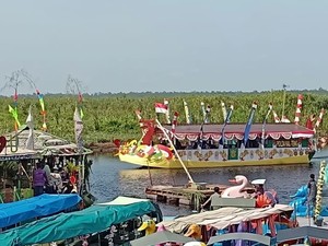 Pemprov Kalteng Gelar Boat Festival di Danau Berwarna Hitam