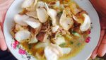 Enak Mantap! Sarapan Kupat Gule yang Gurih-gurih Manis