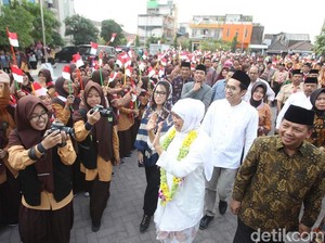 Ke Ponpes LDII Jombang, Khofifah Dicurhati Pengelolaan SMA ke Pemprov