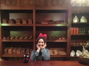Lucunya Ekspresi Fatin Shidqia Saat Makan Es Krim dan Kulineran