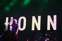 Grup musik Honne.