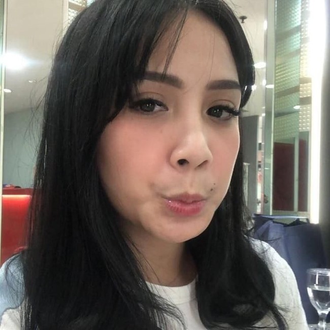 Selain Song Hye Gyo, sejumlah netizen juga menyebut artis Korea lain yang dianggap mirip dengan Nagita Slavina. Salah satunya adalah Kim Ji Won saat bermain sebagai Choi Ae Ra di serial Fight For My Way. Foto: Instagram Chevirgo