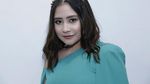 Prilly Latuconsina Ngelamunin Apa Sih?