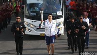 Ia terlihat sangat bersemangat.