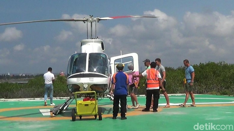 Penyeberangan Tutup, Helikopter Laris Disewa Wisatawan di Bali