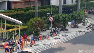 Asian Games Kurang dari Sebulan, Ini Penampakan Trotoar di Thamrin