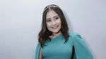 Prilly Latuconsina Ngelamunin Apa Sih?