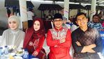 Manisnya Pose Ngeteh Adelia Pasha, Istri dari Politisi dan Musisi Pasha Ungu