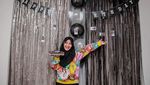Lucunya Ekspresi Fatin Shidqia Saat Makan Es Krim dan Kulineran