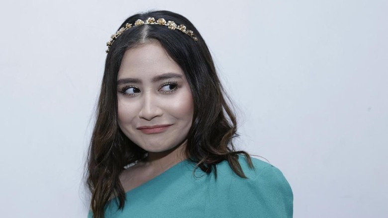 Prilly Latuconsina akan Tulis Buku soal Maxime Bouttier?