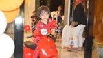 Jessica Iskandar Senyum-senyum Kedatangan Dinosaurus Ganteng