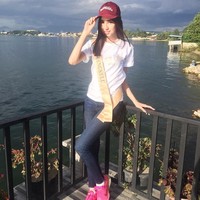 Selain sebagai model, dalam kesehariannya Nadia Purwoko juga seorang pengacara junior. Dia bekerja di firma hukum CHRISTIAN TEO & PARTNERS. Nadia merupakan sarjana hukum lulusan Universitas Indonesia. Foto: Dok. Instagram @officialmissgrandindonesia, @nadiapurwoko